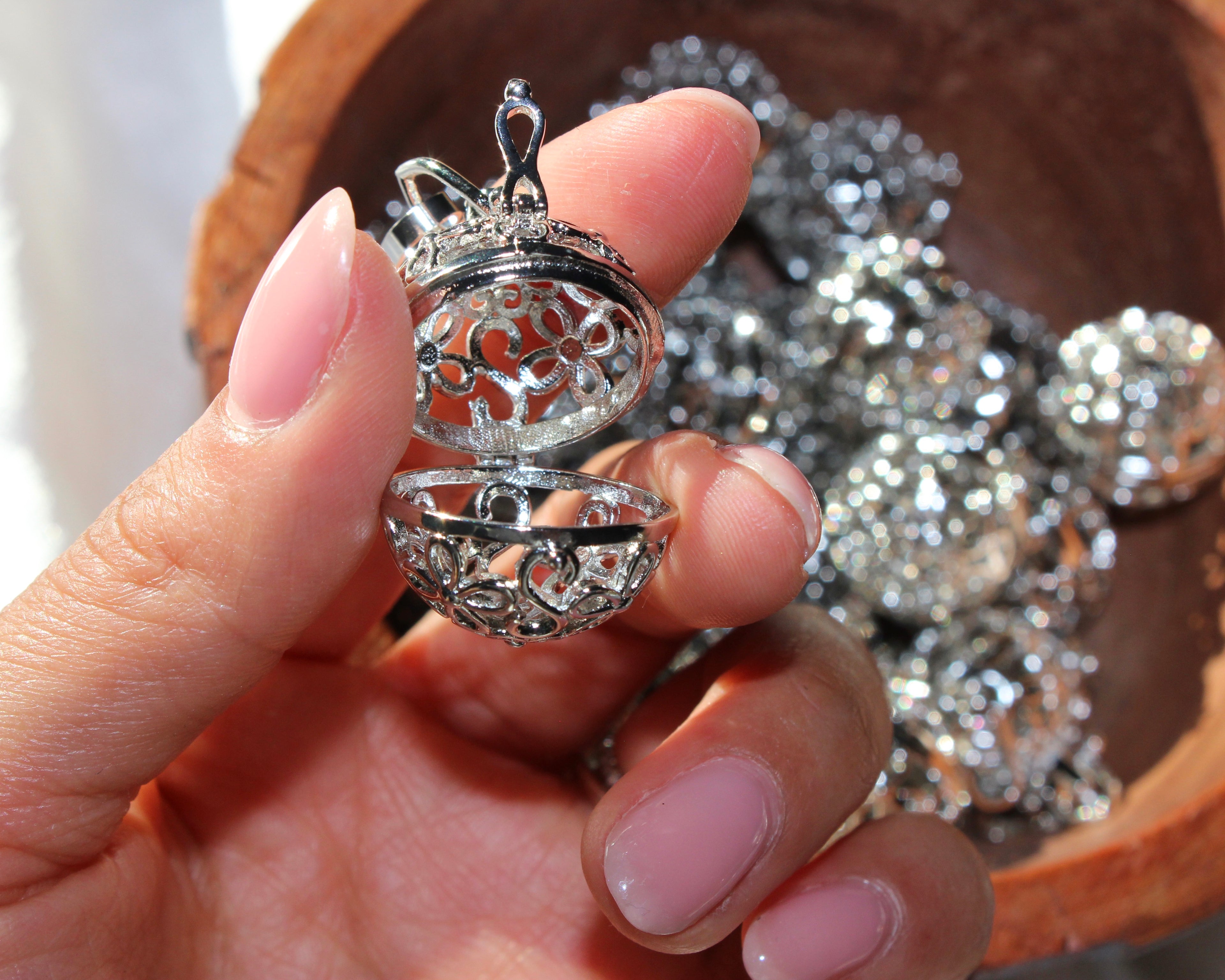 Crystal Cage Flower