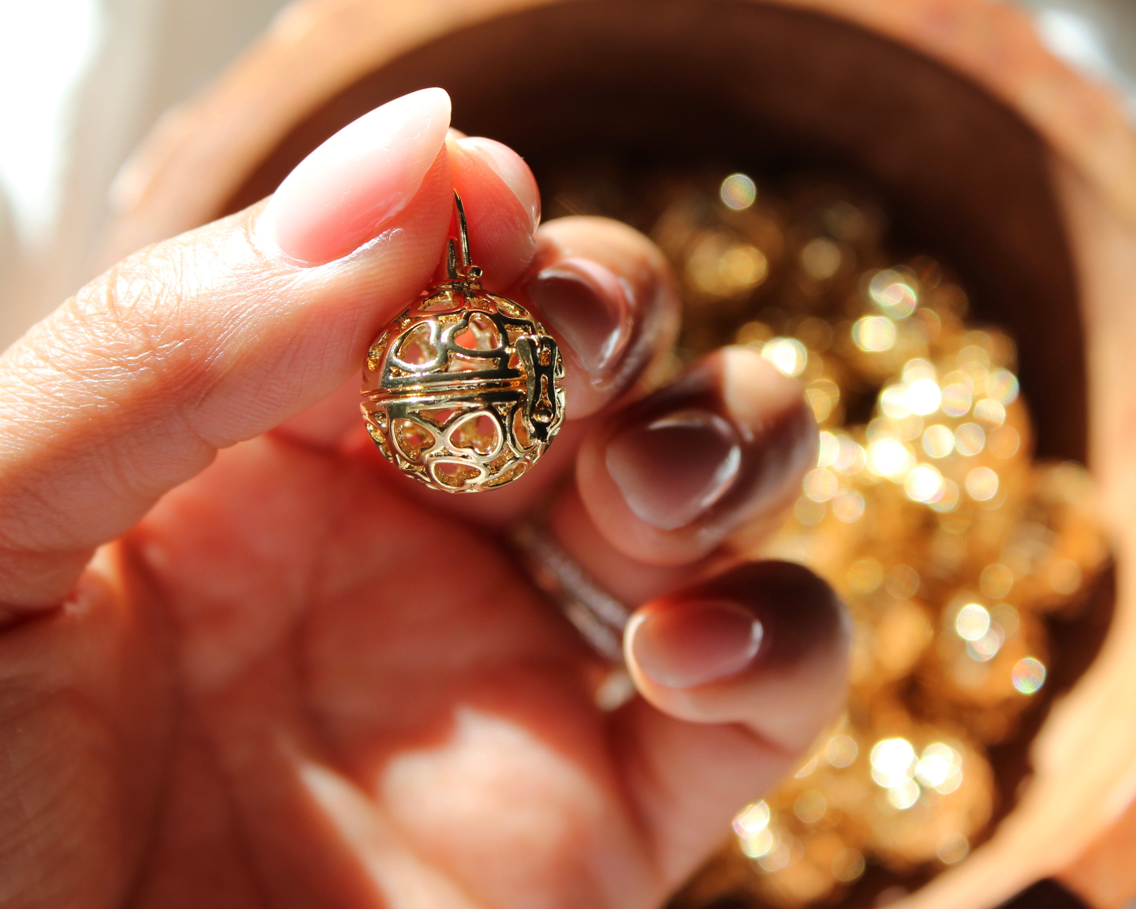 Crystal Cage Heart Shape Gold