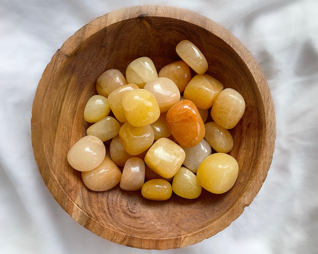 Yellow Aventurine Tumbled Stones 30-45mm